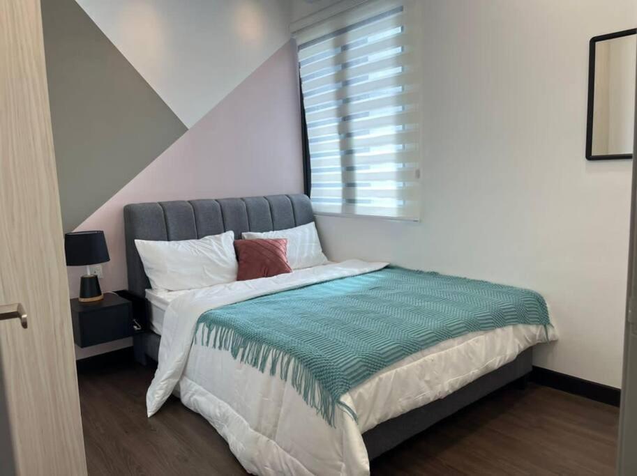 Attractive 3 Bedroom Condo With Pool-D Raudhah Homestay Kajang Eksteriør bilde