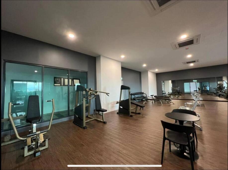 Attractive 3 Bedroom Condo With Pool-D Raudhah Homestay Kajang Eksteriør bilde